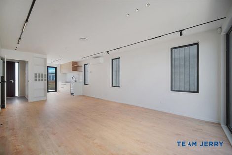 Photo of property in 28 Corporal Street, Papakura, 2110