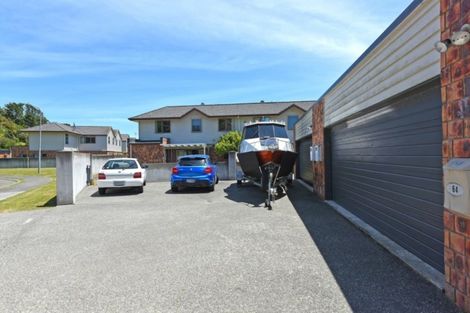 Photo of property in 64 Evergreen Crescent, Trentham, Upper Hutt, 5018