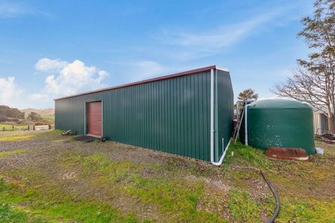 Photo of property in 242 Kellyville Road, Mercer, 2474