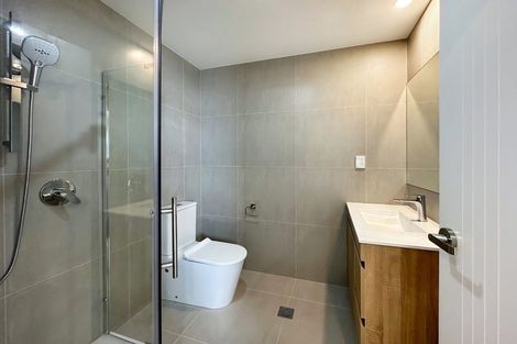 Photo of property in 4/28 Ludlow Terrace, Totara Vale, Auckland, 0627