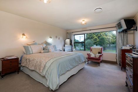 Photo of property in 80 Grand Vue Road, Kawaha Point, Rotorua, 3010
