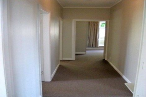 Photo of property in 49 Pembroke Road, Northland, Wellington, 6012