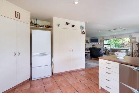 Photo of property in 80 Grand Vue Road, Kawaha Point, Rotorua, 3010