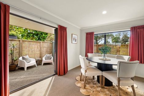 Photo of property in 33a Lismore Street, Strandon, New Plymouth, 4312