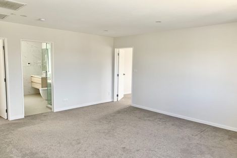 Photo of property in 52 Golden Morning Drive, Albany Heights, Auckland, 0632