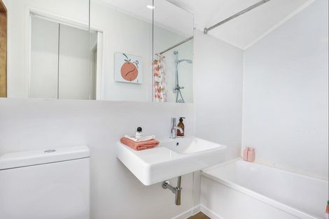 Photo of property in 37 Awatere Avenue, Beerescourt, Hamilton, 3200