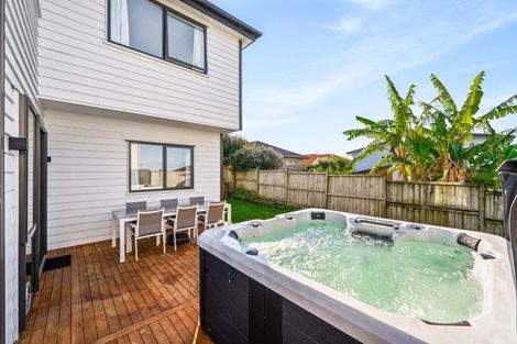 Photo of property in 45 Baumea Rise, Massey, Auckland, 0614