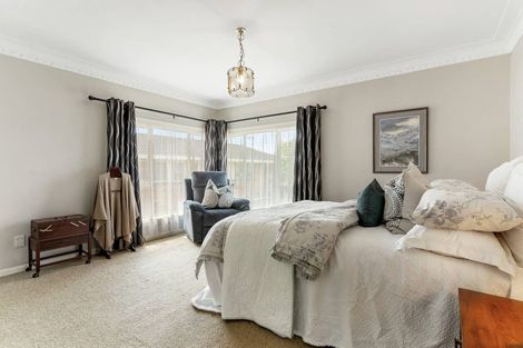 Photo of property in 46 Sale Street, Cockle Bay, Auckland, 2014