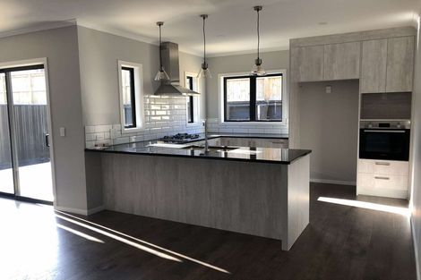 Photo of property in 4/15 Onukutara Place, Huntington, Hamilton, 3281