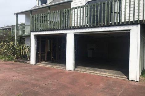 Photo of property in 17 Shastri Terrace, Khandallah, Wellington, 6035