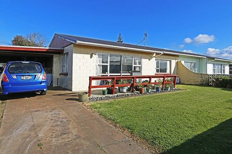 Photo of property in 50 Brennan Place, Opunake, 4616