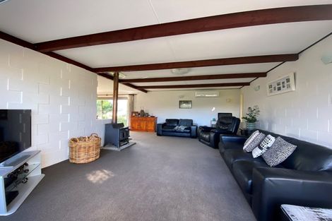 Photo of property in 1 Sarten Street, Waitara, 4320