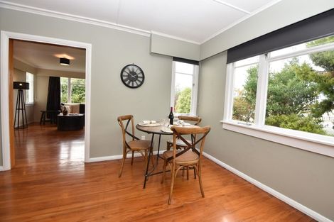 Photo of property in 229 High Street North, Carterton, 5713