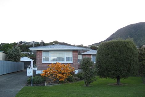 Photo of property in 23 Oxford Street, Picton, 7220
