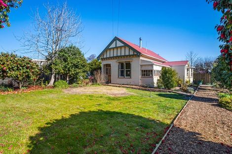 Photo of property in 36 Cuffs Road, Wainoni, Christchurch, 8061