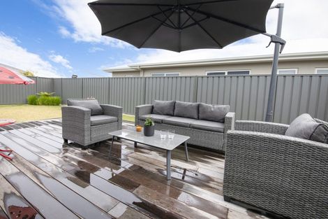 Photo of property in 21 Hurunui Drive, Te Awa, Napier, 4110