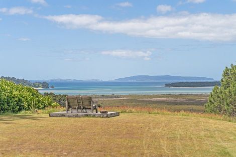 Photo of property in 108 Horongaherehere Row, Te Rerenga, Coromandel, 3582