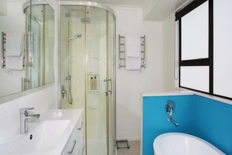 Photo of property in 580 Burtt Road, Runciman, Drury, 2578