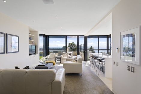 Photo of property in 23a Glendevere Terrace, Redcliffs, Christchurch, 8081