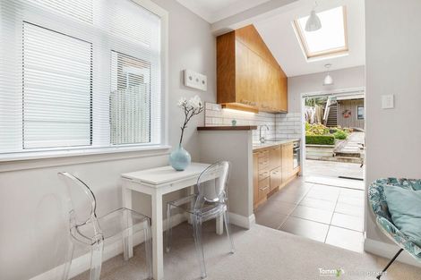 Photo of property in 186 Aro Street, Aro Valley, Wellington, 6021