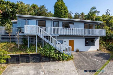 Photo of property in 2/27 Flavia Close, Torbay, Auckland, 0630