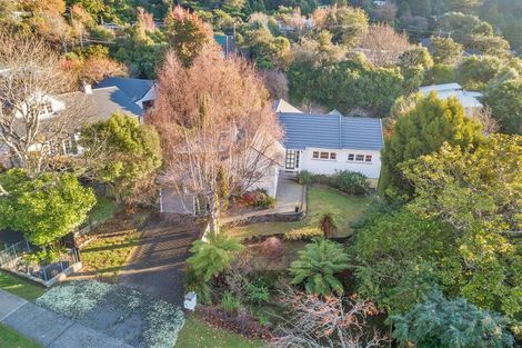 Photo of property in 86 Pinehaven Road, Pinehaven, Upper Hutt, 5019