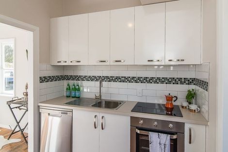 Photo of property in 33 Herald Street, Berhampore, Wellington, 6023