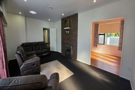 Photo of property in 7 Poplar Grove, Whalers Gate, New Plymouth, 4310