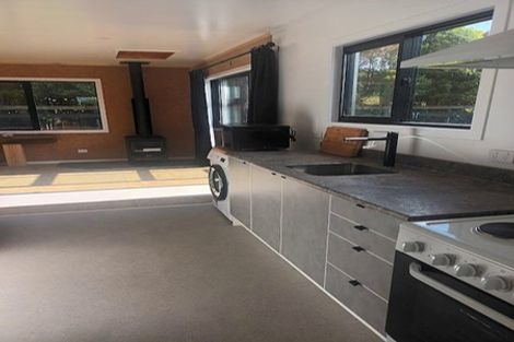 Photo of property in 65 Jamesons Esplanade, Haruru, 0204