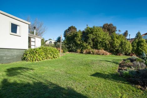 Photo of property in 4 Te Papau Crescent, Diamond Harbour, 8972