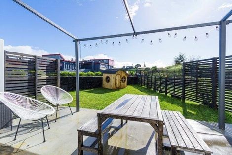 Photo of property in 22 Tanners Road, Mangere Bridge, Auckland, 2022