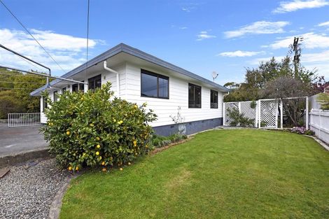 Photo of property in 1 Clovelly Street, Atawhai, Nelson, 7010