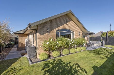 Photo of property in 1 Ballybrack Place, Casebrook, Christchurch, 8051