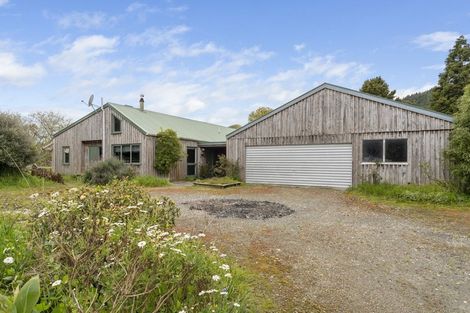 Photo of property in 47 Tame Porati Street, Manakau, 5573