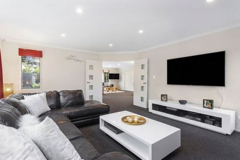 Photo of property in 28 Reka Street, Parklands, Christchurch, 8083