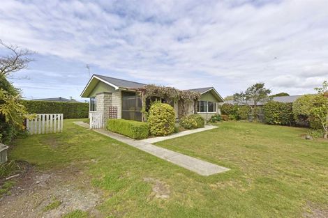 Photo of property in 14 Pound Road, Leeston, 7632