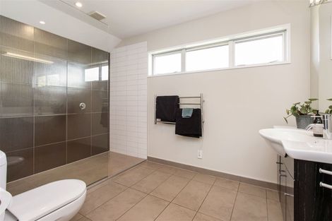 Photo of property in 19 Heaton Rhodes Place, Cashmere, Christchurch, 8022