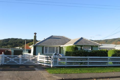 Photo of property in 60 Totara Street, Wainuiomata, Lower Hutt, 5014
