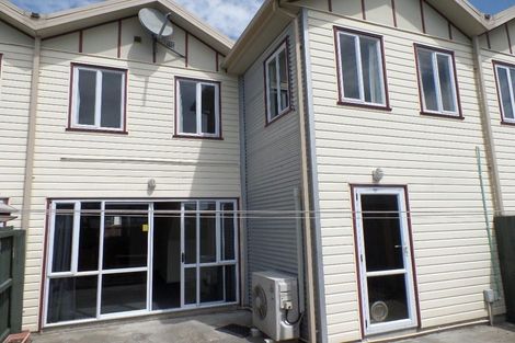 Photo of property in 135 Waltham Road, Sydenham, Christchurch, 8023