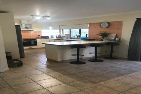 Photo of property in 230 Kilkenny Drive, East Tamaki Heights, Auckland, 2016