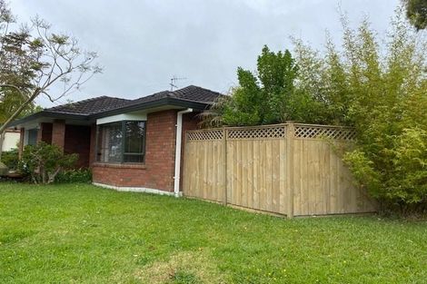 Photo of property in 31 Armoy Drive, East Tamaki, Auckland, 2016