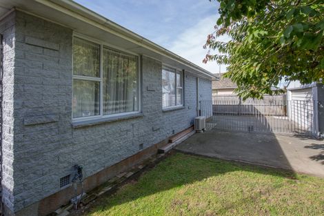 Photo of property in 305 Sawyers Arms Road, Bishopdale, Christchurch, 8053