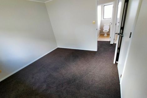 Photo of property in 8a Alidade Place, Massey, Auckland, 0614