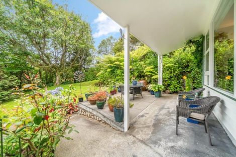 Photo of property in 39 Blue Mountains Road, Silverstream, Upper Hutt, 5019