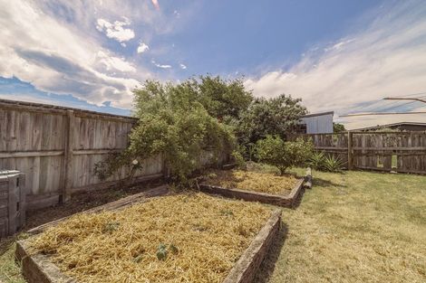 Photo of property in 11 Holton Road, Amberley, 7481