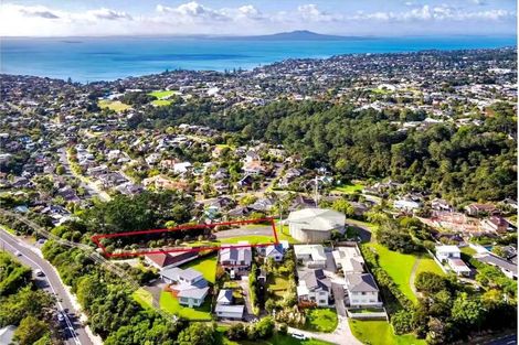Photo of property in 192a Browns Bay Road, Murrays Bay, Auckland, 0630