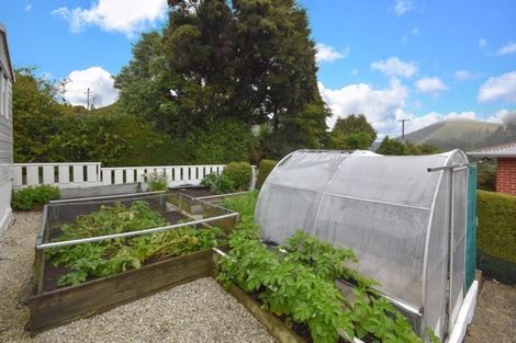 Photo of property in 37 Bryant Street, Kenmure, Dunedin, 9011