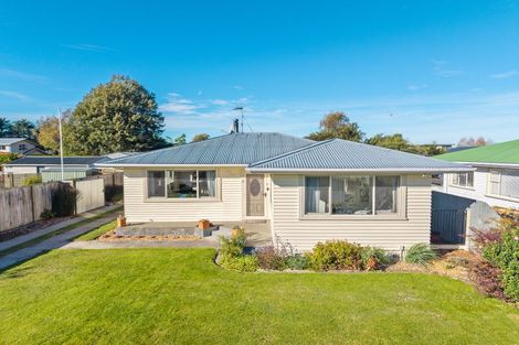 Photo of property in 3 Glenroy Crescent, Springlands, Blenheim, 7201