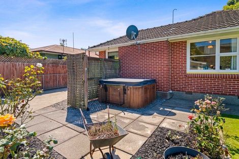 Photo of property in 21 Raleigh Street, Bishopdale, Christchurch, 8053