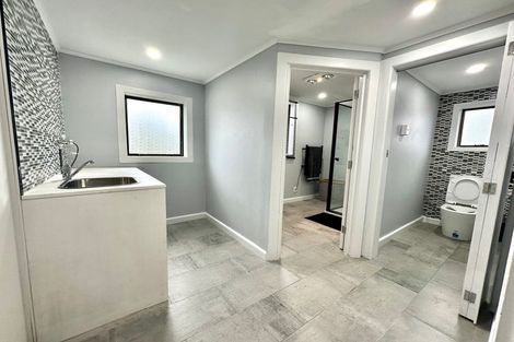 Photo of property in 195 Clyde Street, Balclutha, 9230